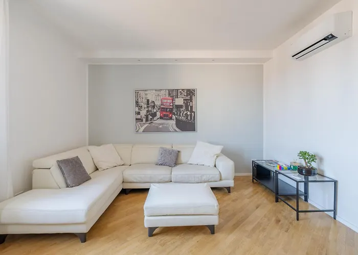 Moderno Quadrilocale, Ultimo Piano
